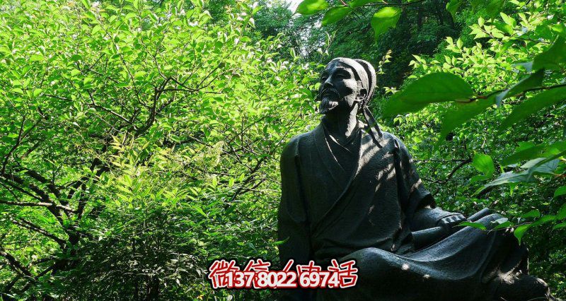 古代名人李白青銅雕塑，讓花園廣場(chǎng)坐擁舊韻