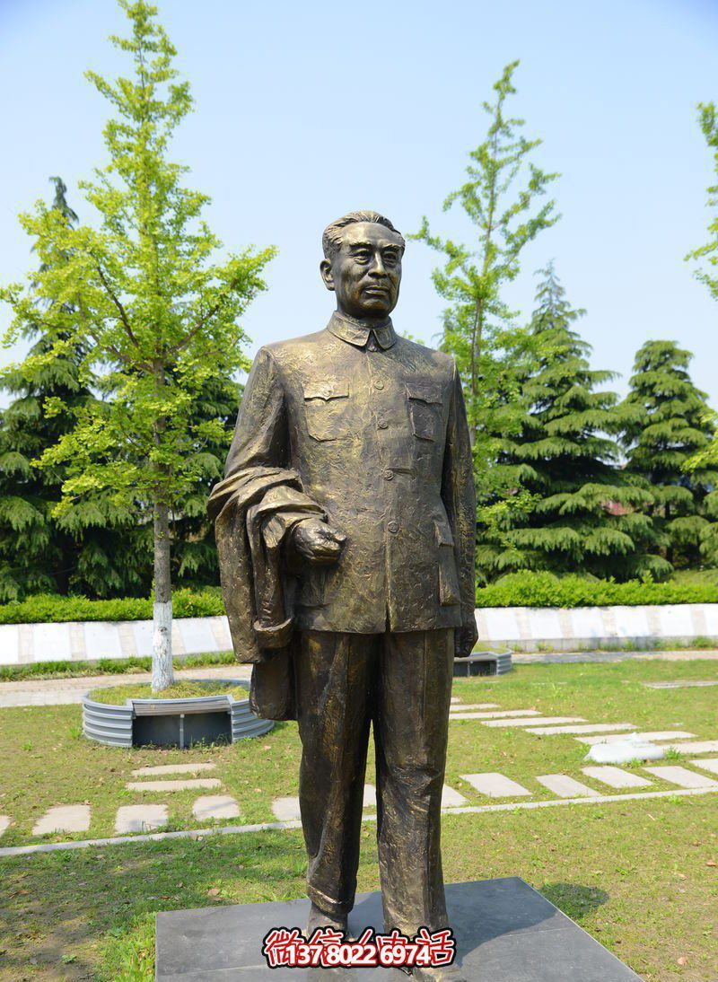 紀(jì)念周恩來偉人雕塑，緬懷歷史，見證輝煌