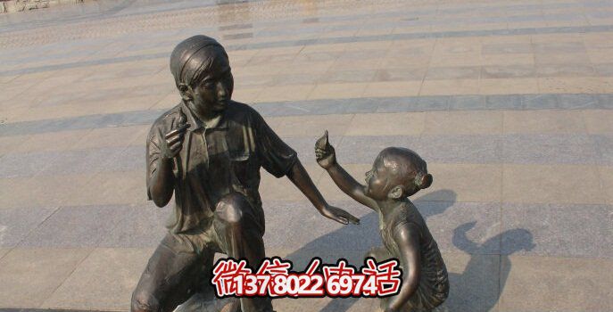 母女銅雕一次游覽公園、參與游戲、體驗雕塑的絕佳體驗