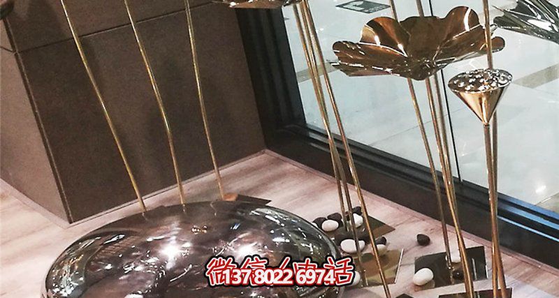 室內(nèi)裝飾蓮蓬雕塑，用不銹鋼鵝卵石點(diǎn)綴