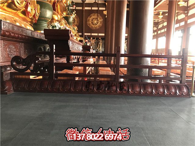 鑄銅欄桿——現(xiàn)代簡約風格，兼具實用性和藝術(shù)美感