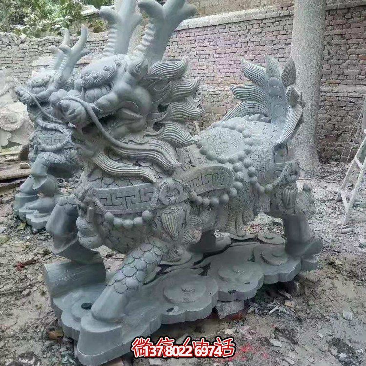 青石麒麟，吉祥神獸石雕